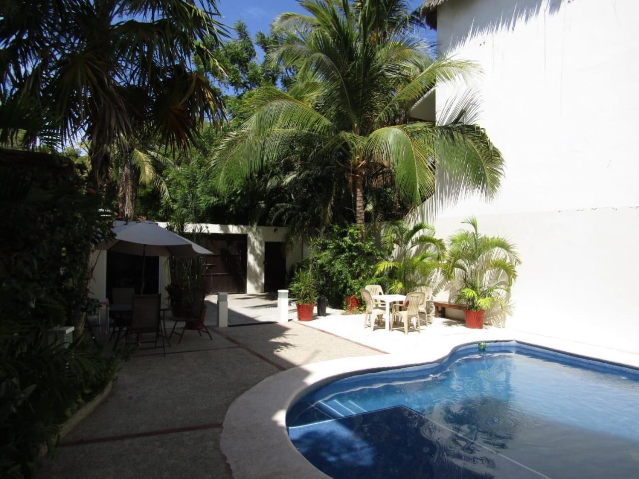 Brisamar Guesthouse Puerto Escondido  Exterior photo