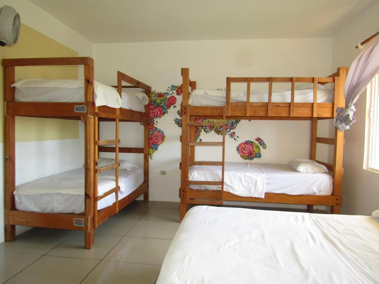 Brisamar Guesthouse Puerto Escondido  Exterior photo