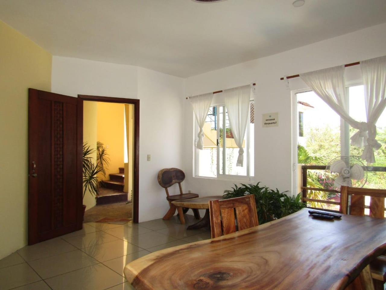 Brisamar Guesthouse Puerto Escondido  Exterior photo